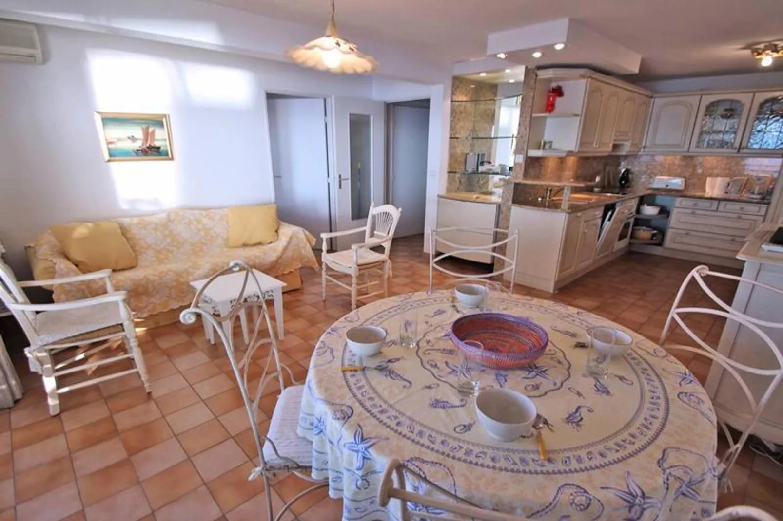 Résidence Villa Maxime-Salle à manger