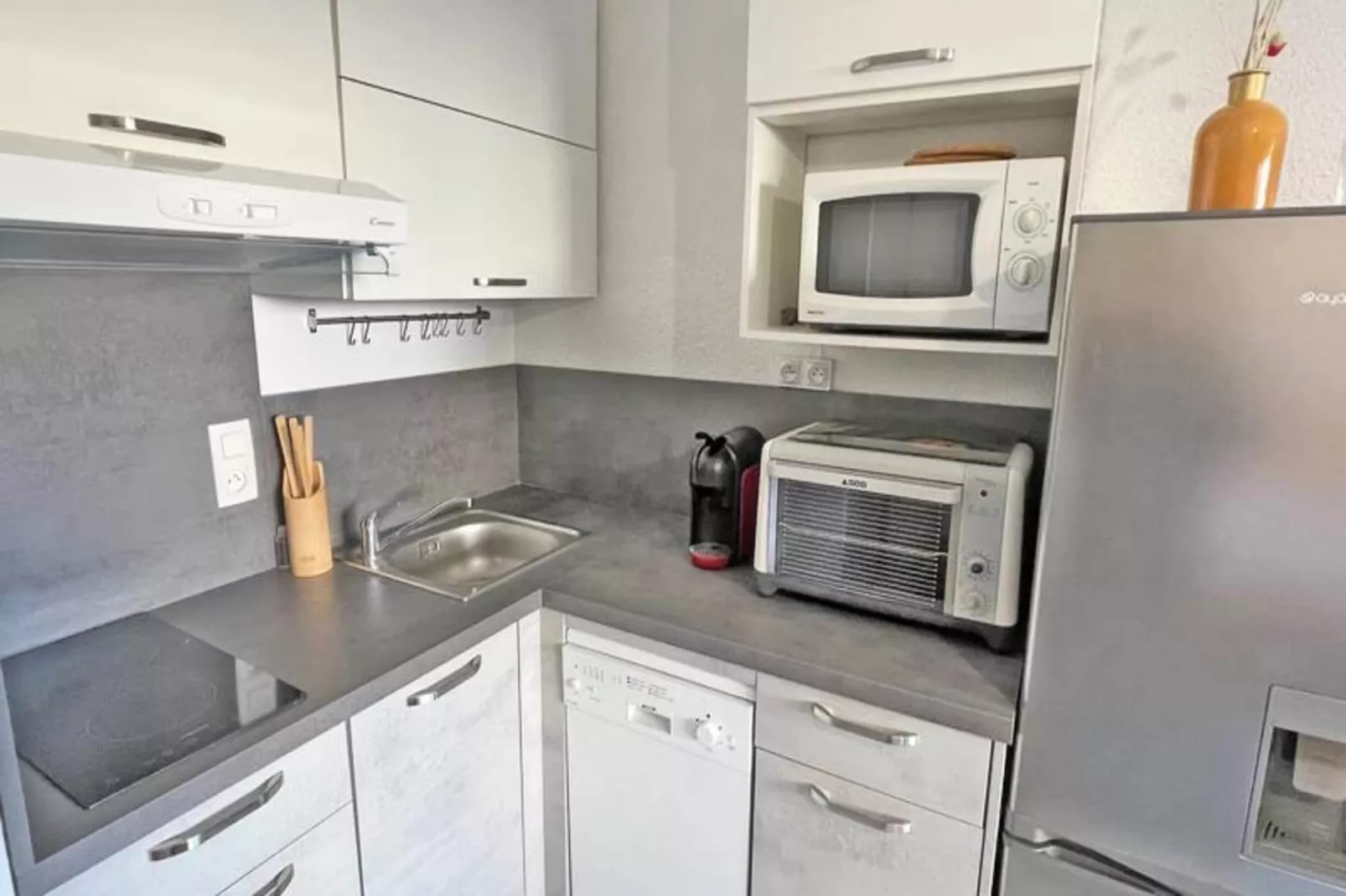 Résidence Santa Cruz-Kitchen