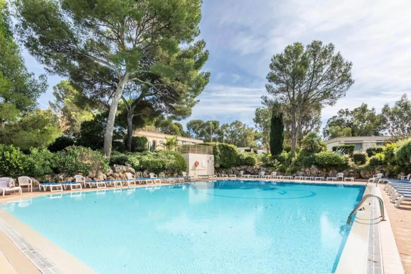 Résidence Pierre & Vacances La Corniche d'Or-Flur