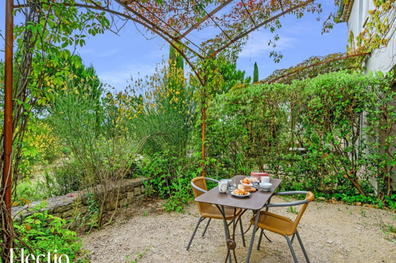 Loggia Des Genets  I  R&eacute;sidence Les Petitons-Image-tags.