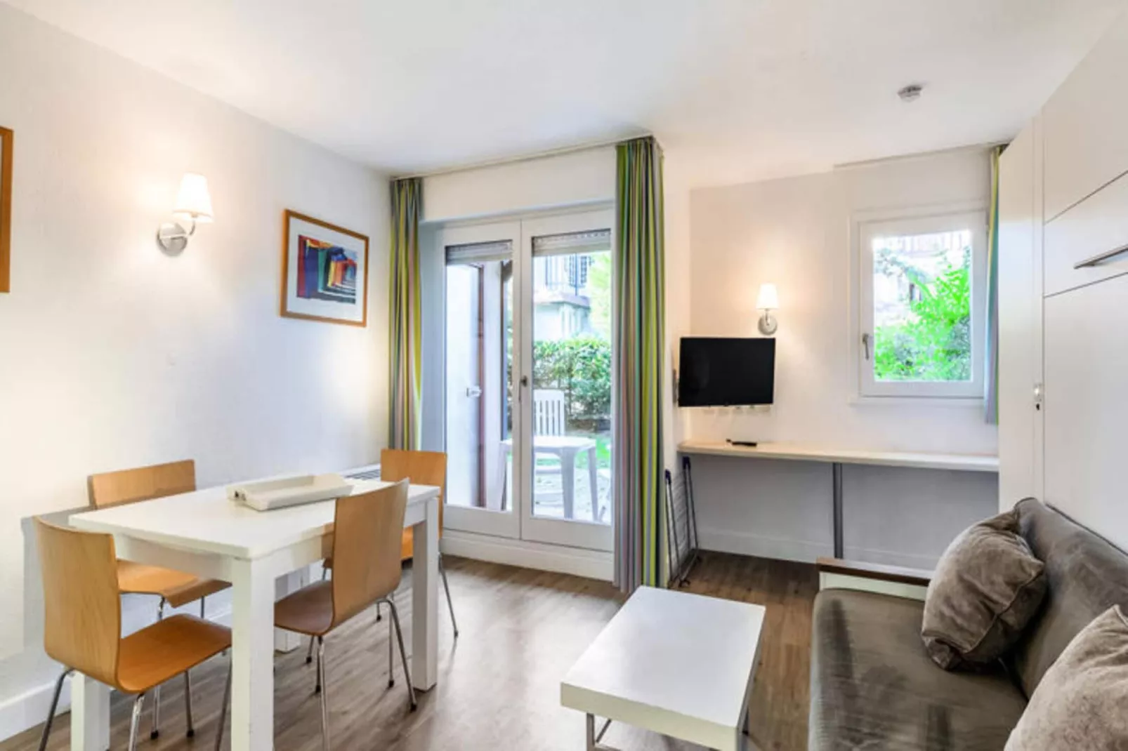 Résidence Les Embruns - maeva Home-Exterior in summer