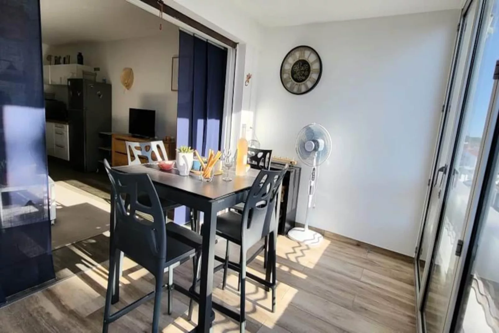 Résidence La Voile Bleue O&ugrave; Il Fait Bon &ecirc;tre Plage Et Commerces &agrave; Pied 2* De France-Image-tags.