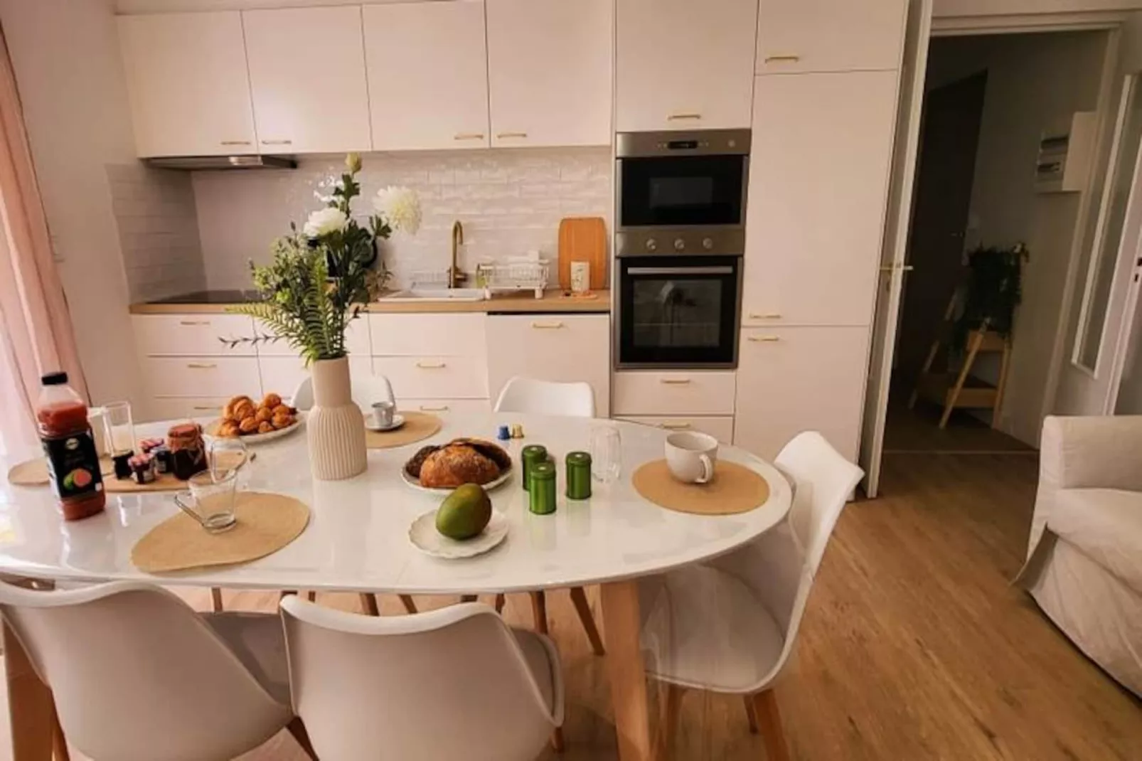 Résidence Domino 1 Superbement R&eacute;nov&eacute; - 2 Chambres -terrasse &agrave; 300m Plage, Commerces-Image-tags.