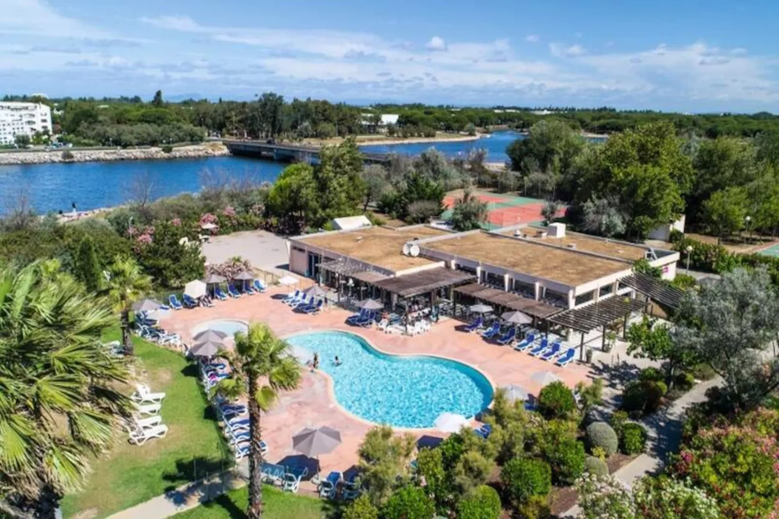 SOWELL Résidences Les Sablons***-Image-tags.