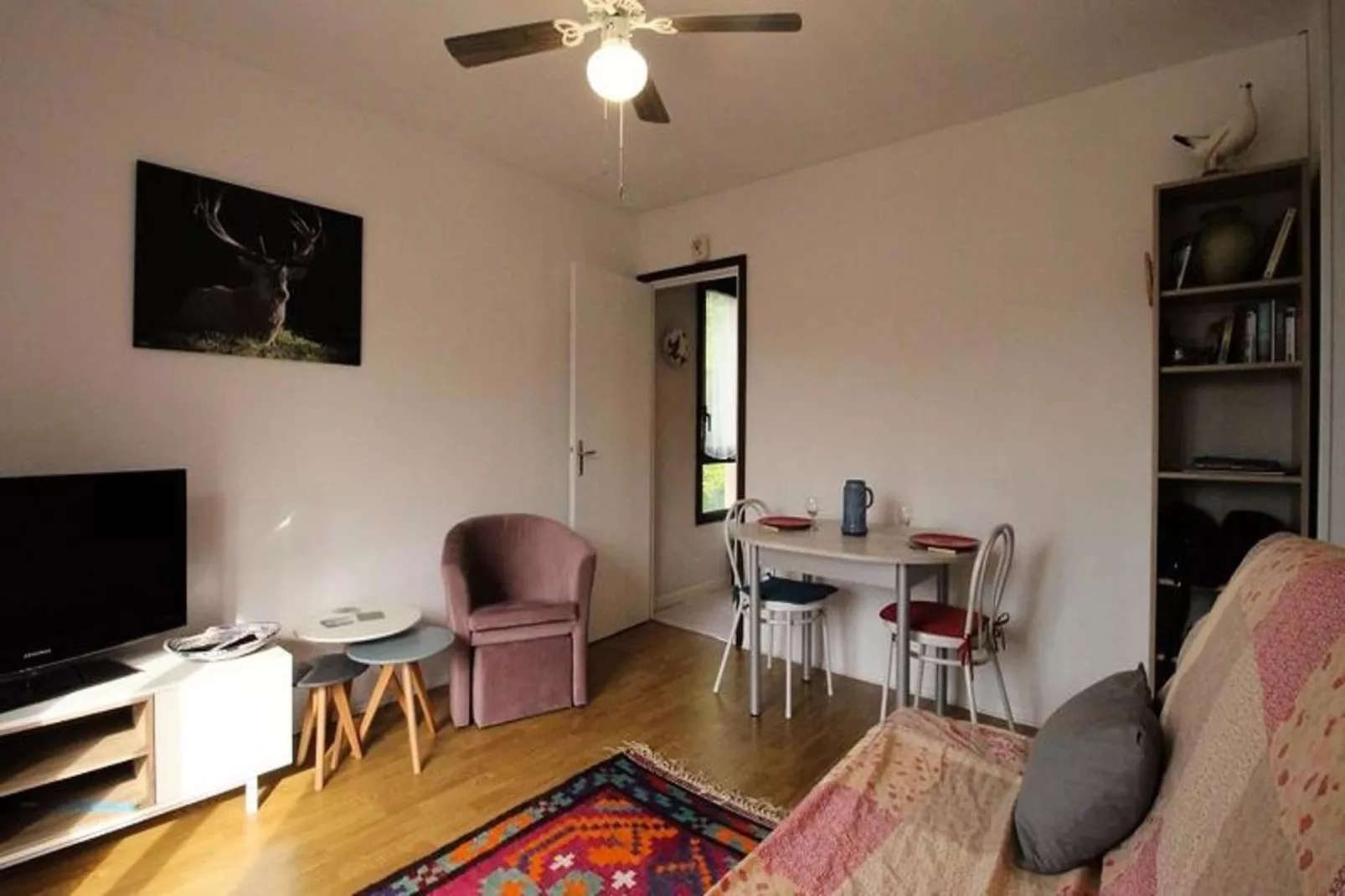 Résidence Terrasses D'etigny-Living room