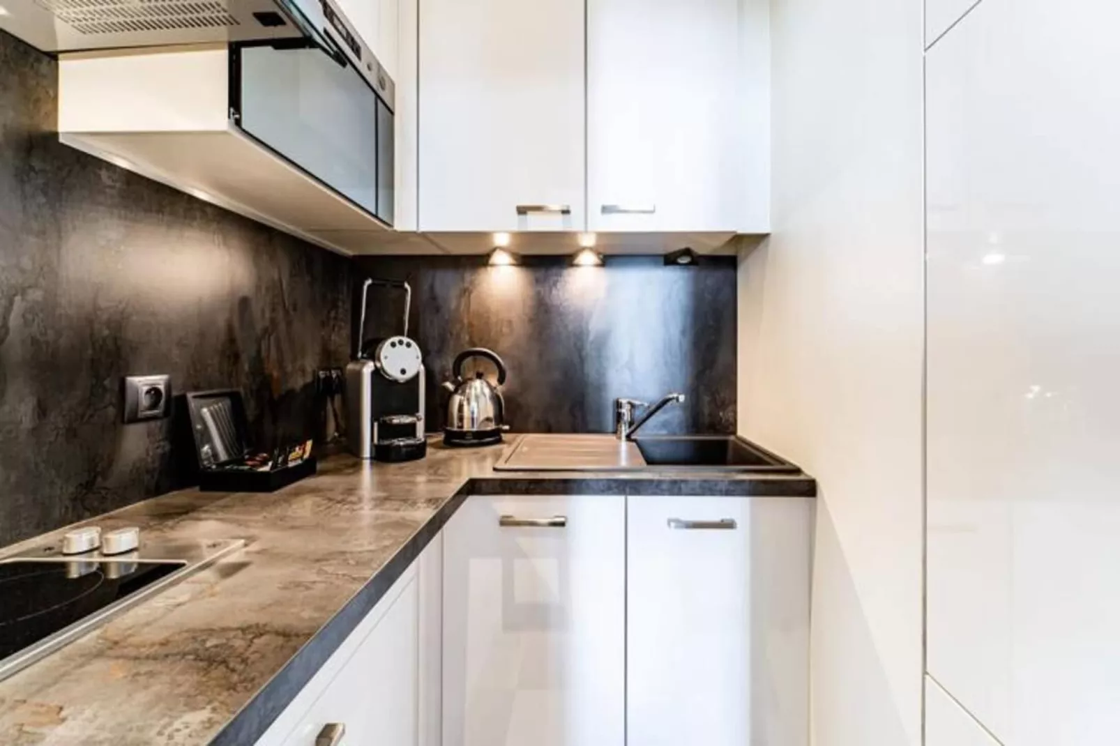 &eacute;l&eacute;gant Appartement Au C&oelig;ur Du Quartier Historique Saint-michel-Extérieur été