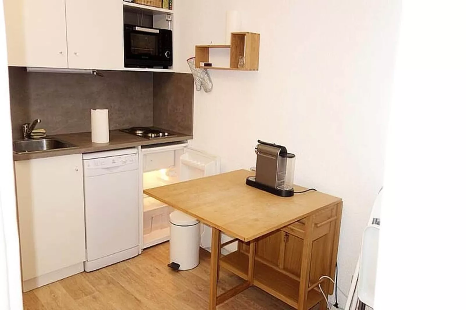 Résidence 4 Soleils-Kitchen