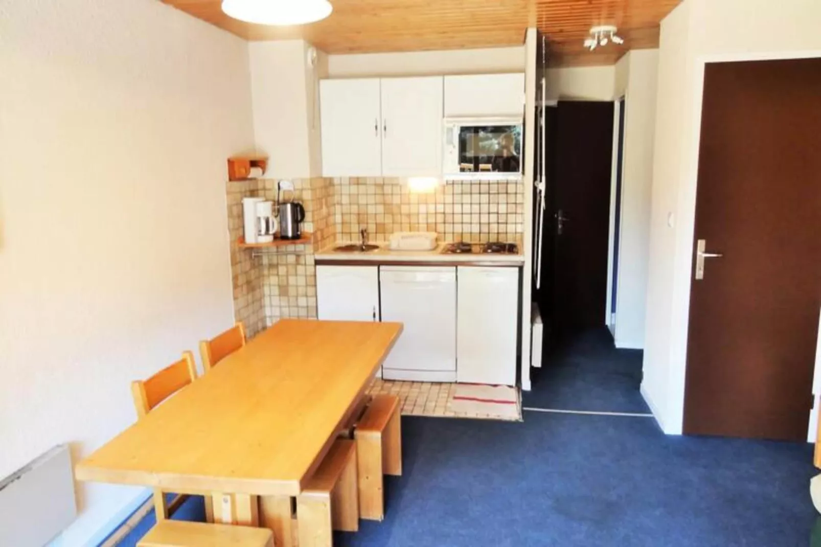 Résidence Alberges C-Dining room