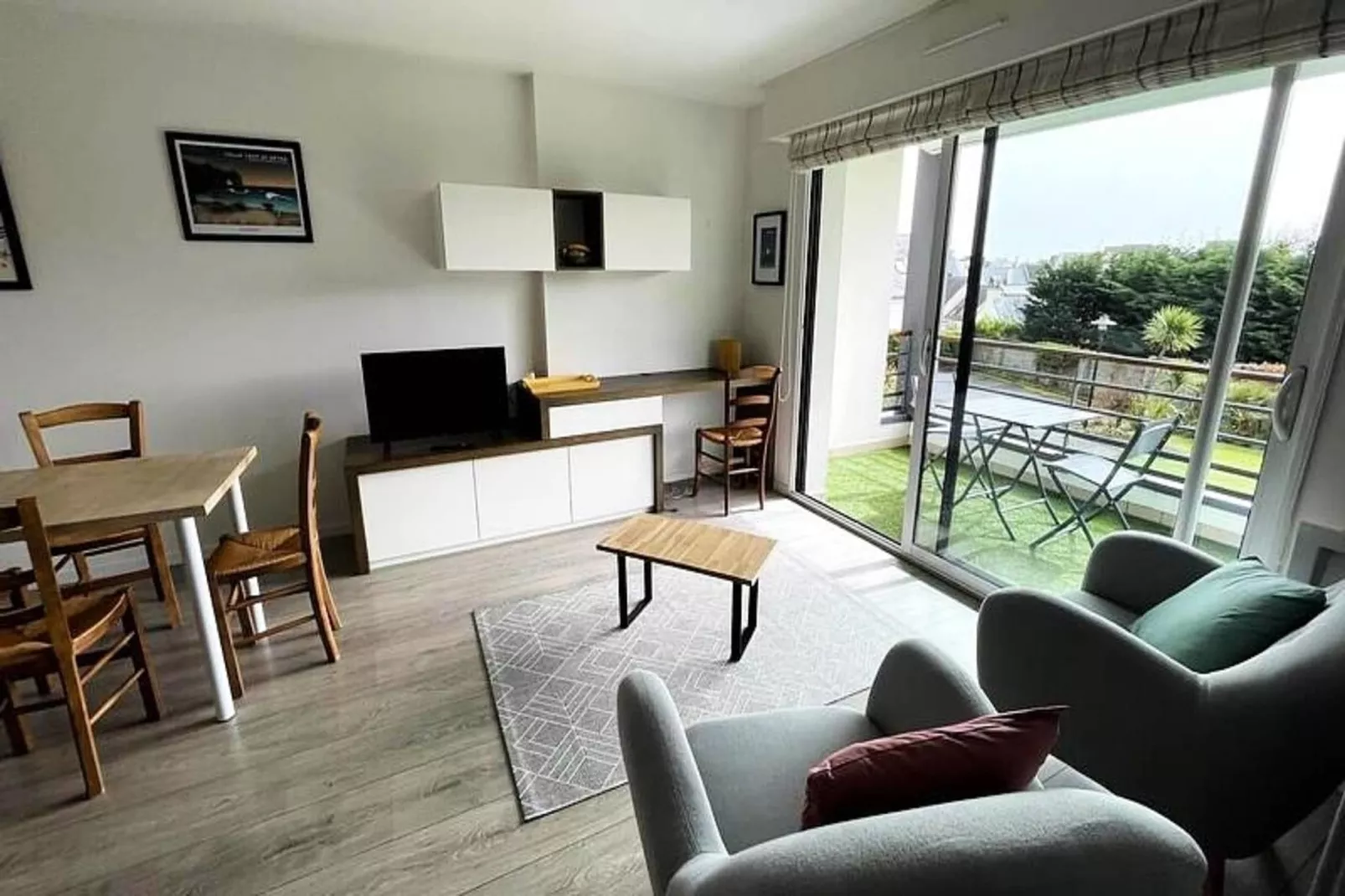 Résidence Bel Appartement En R&eacute;sidence Centre Ville  Avec Parking Class&eacute; 3*-Salon