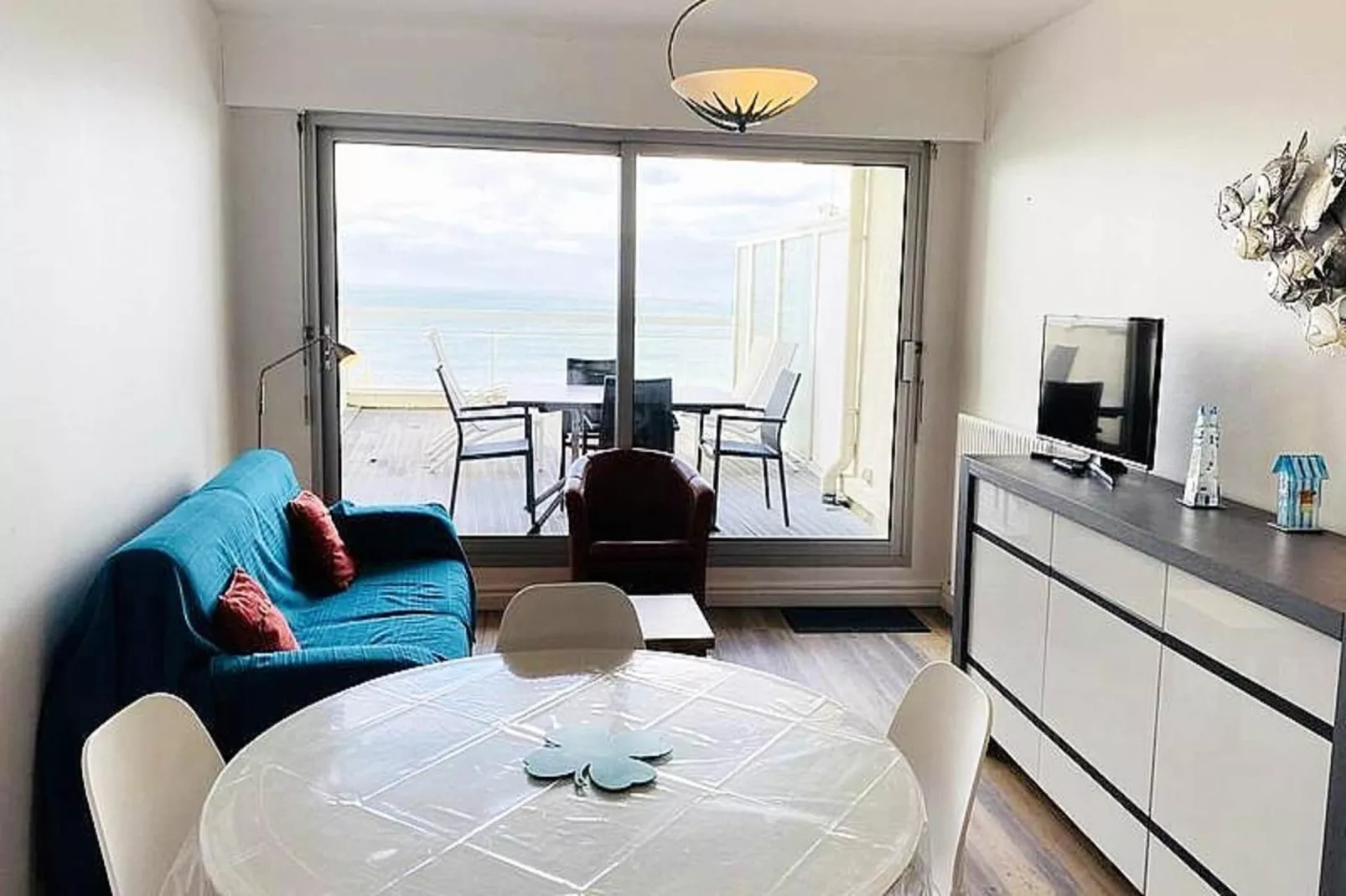 Résidence Tal En Treh-Dining room