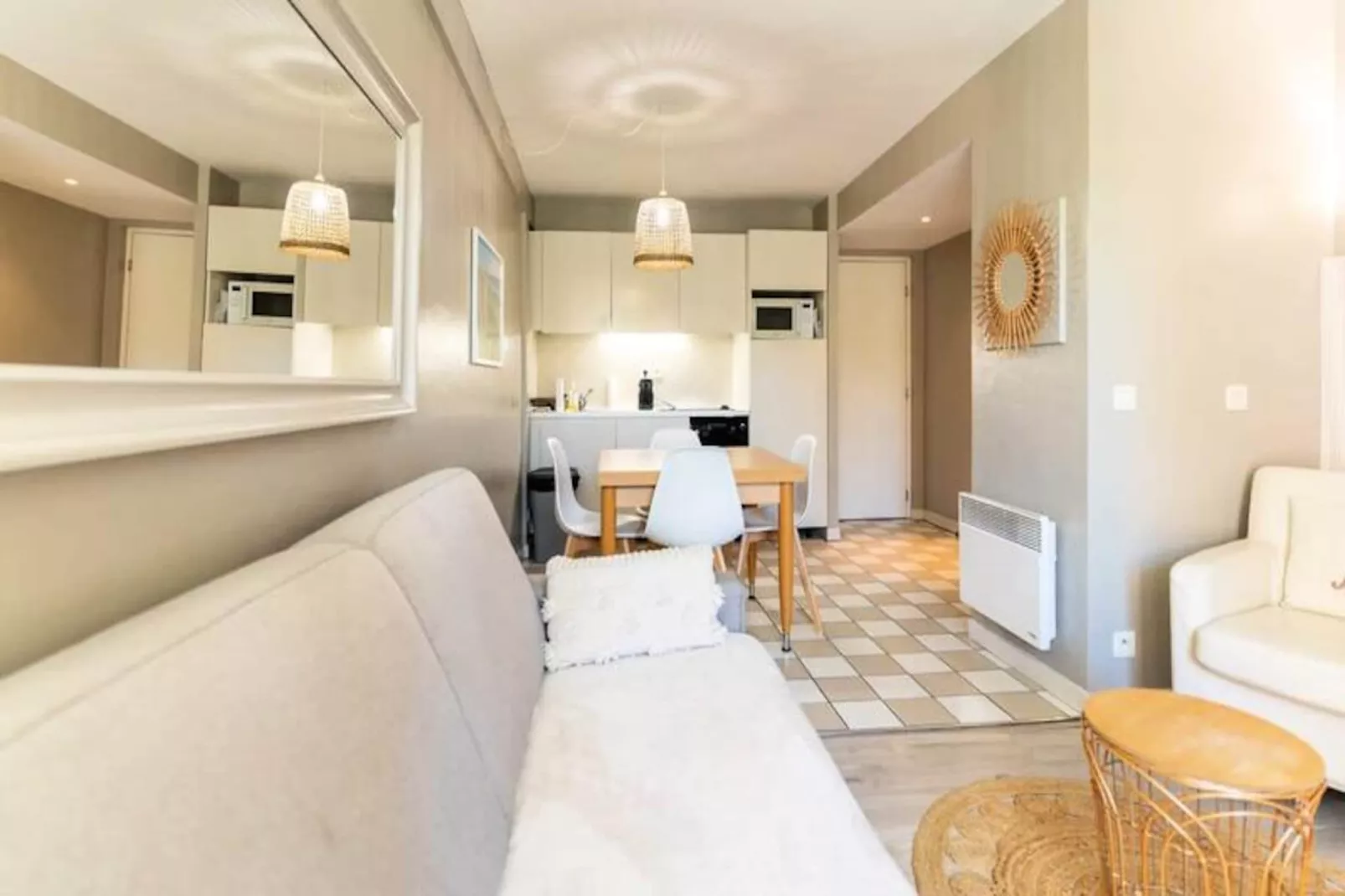 Résidence Appt 6 Pers Avec Piscine Couverte, Tennis Et Parking Priv&eacute; Gratuit 117-Image-tags.