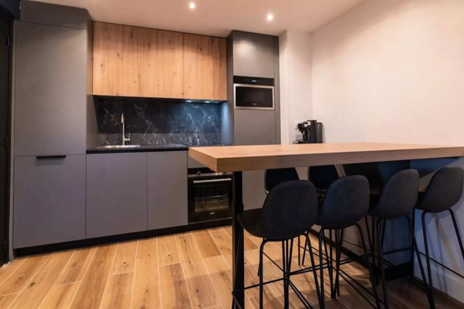 Résidence Appartement R&eacute;nov&eacute; Pour 5 Pers Avec Piscine, Tennis Et  Parking 232-Image-tags.