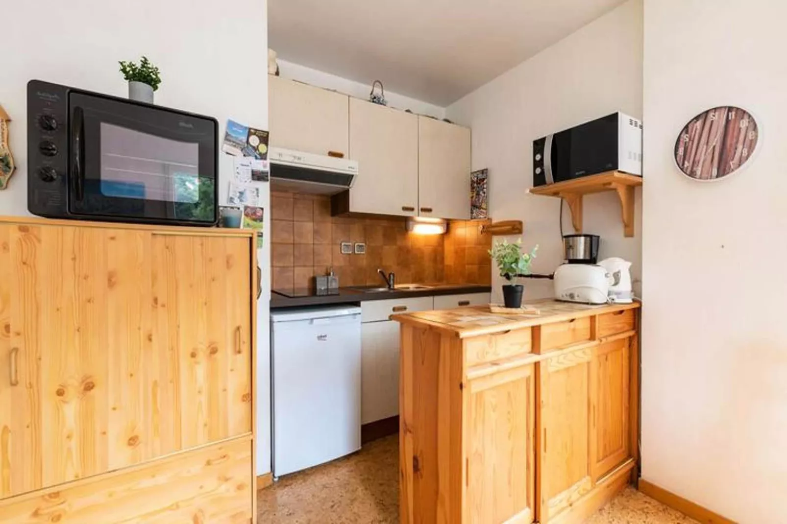 Résidence H.th.ii:bat.8-Kitchen