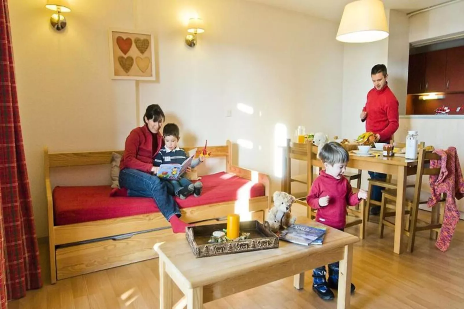 Résidence Goélia Le Domaine de Castella***-Exterior in summer