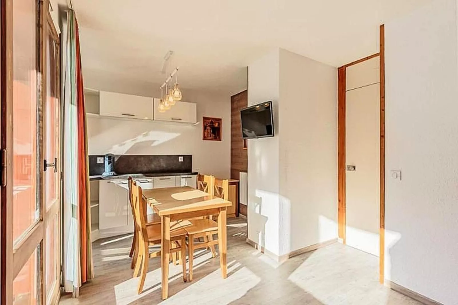 Résidence Agate-Salle à manger