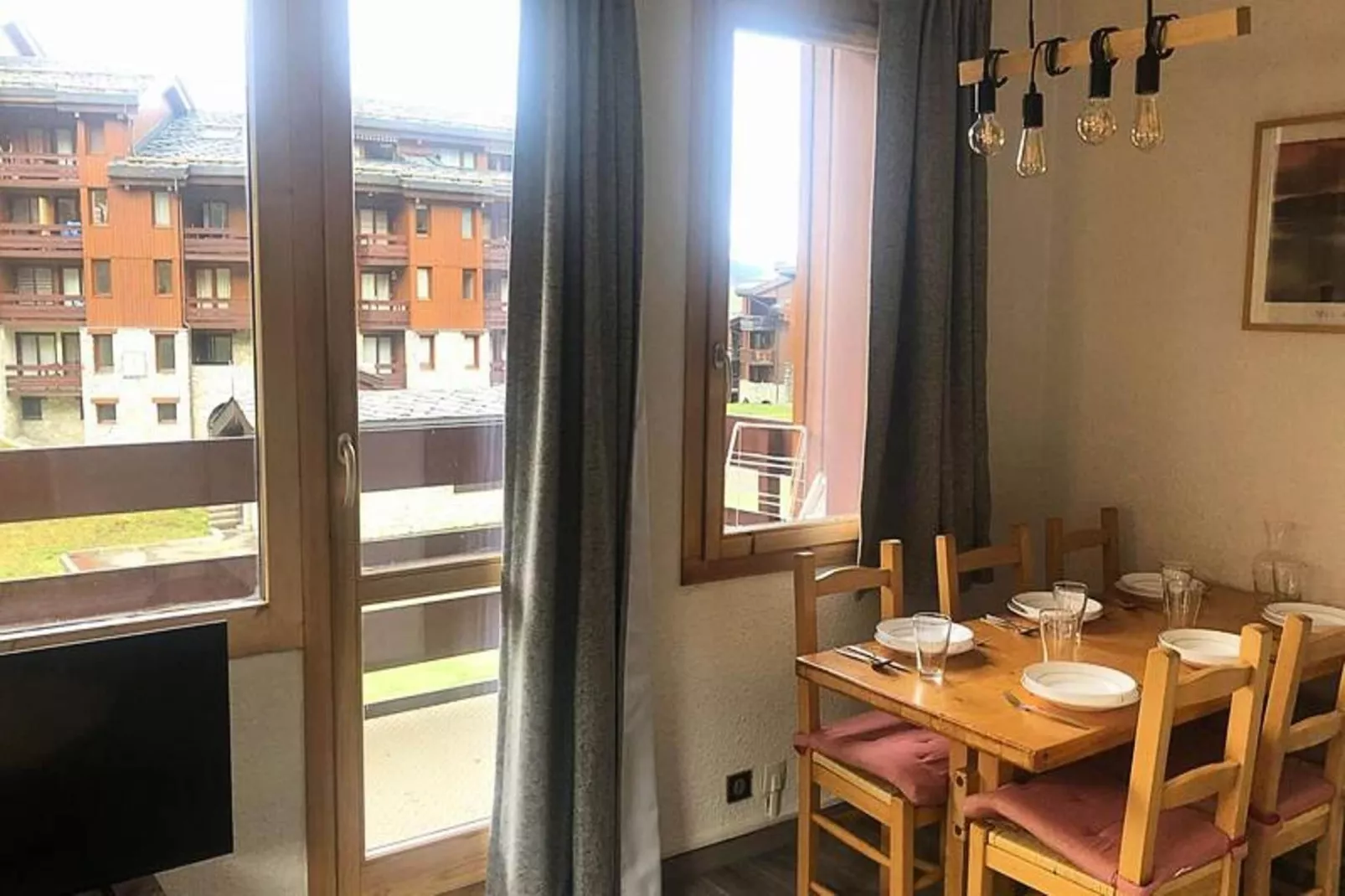 Résidence Prariond-Salle à manger