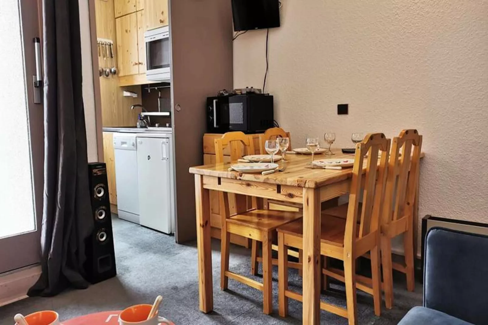 Résidence Riondet-Esszimmer