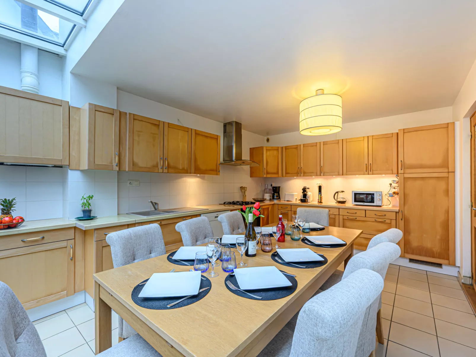 Les Néréïdes-Drinnen