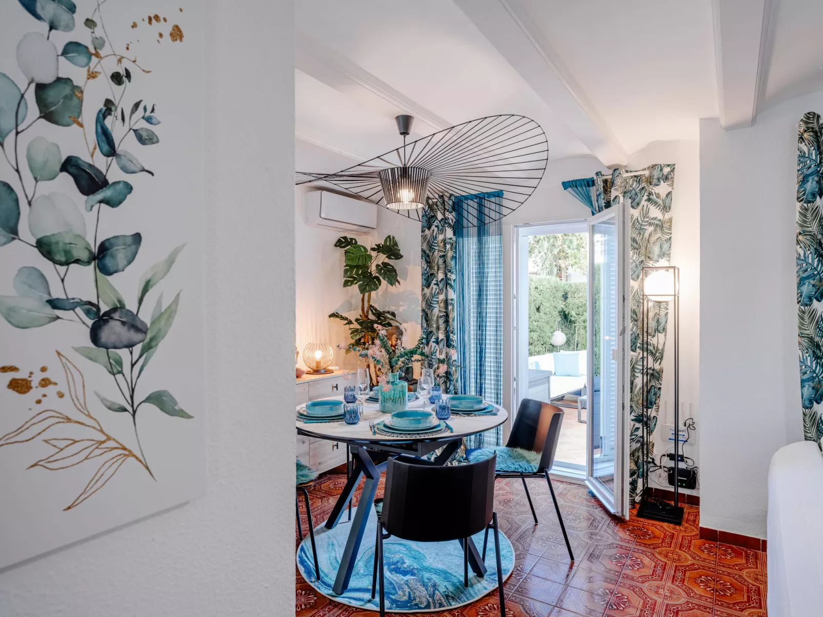 Residencia La Perla-Drinnen