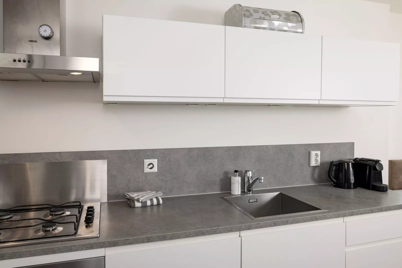 Resort Hoek van Holland-Kitchen