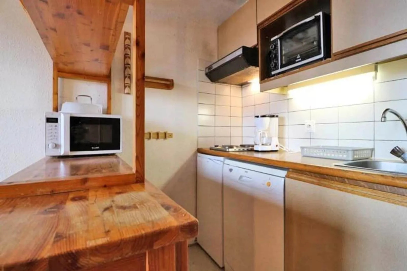 Résidence Belvedere-Exterior in summer