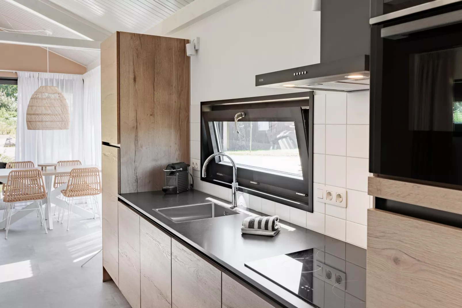 Lakeside Resort Brielle 2-Kitchen