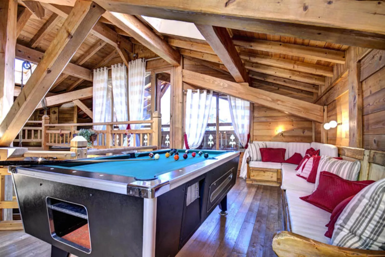 Résidence Lolana-Recreation room