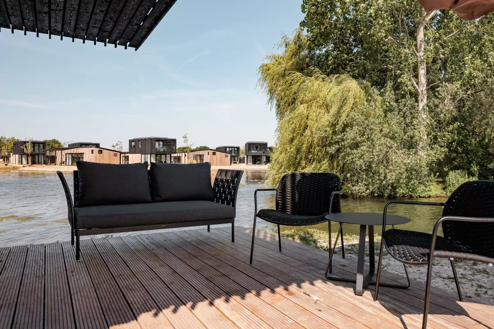 Lakeside Resort Brielle 4-Terrassenbalkon