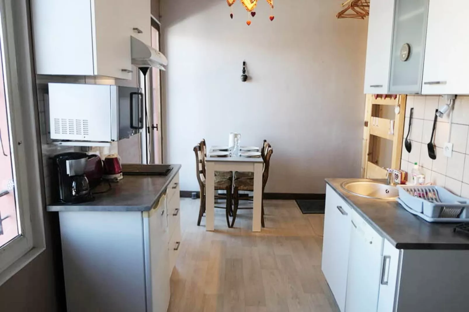 Résidence Les Bruyeres-Exterior in summer