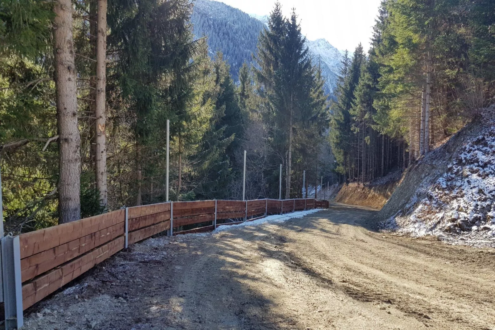 Résidence Le Brulaz-Außenbereich Sommer