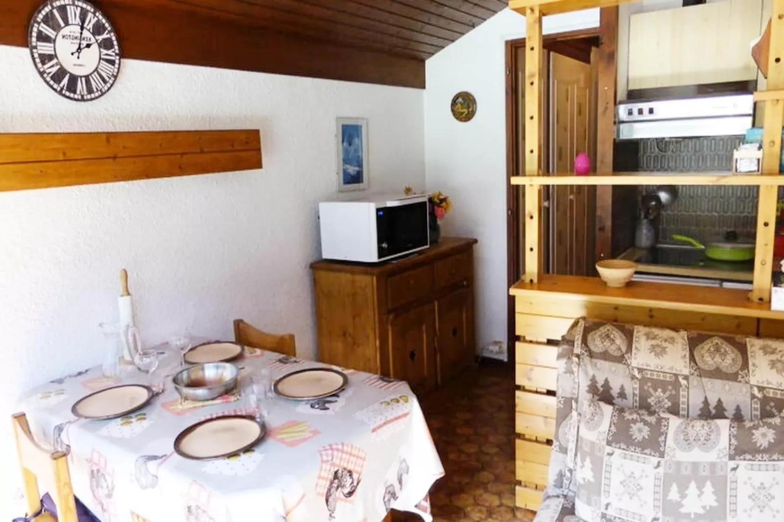 Résidence Mont'seu-Exterior in summer