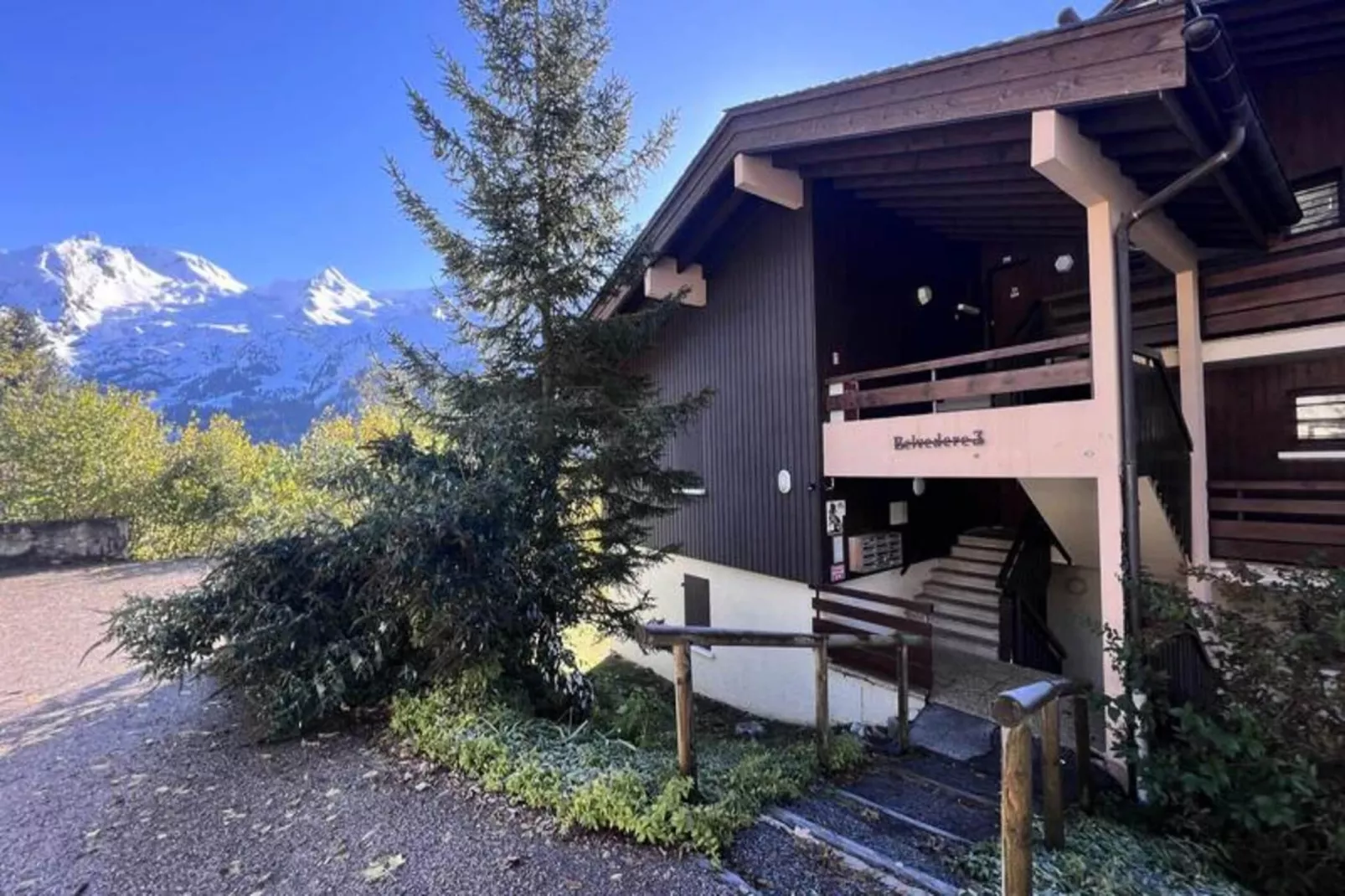 Résidence Le Belvedere 3-Außenbereich Sommer