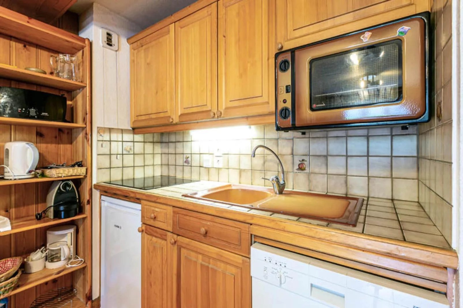 Résidence Coq De Bruyere-Kitchen