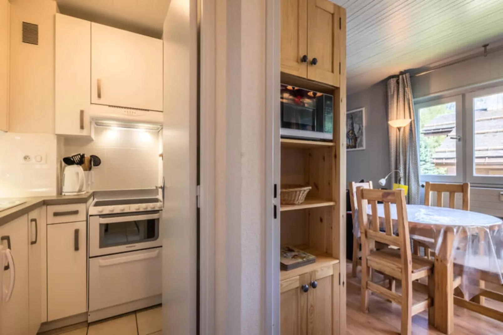 Résidence Bison-Dining room