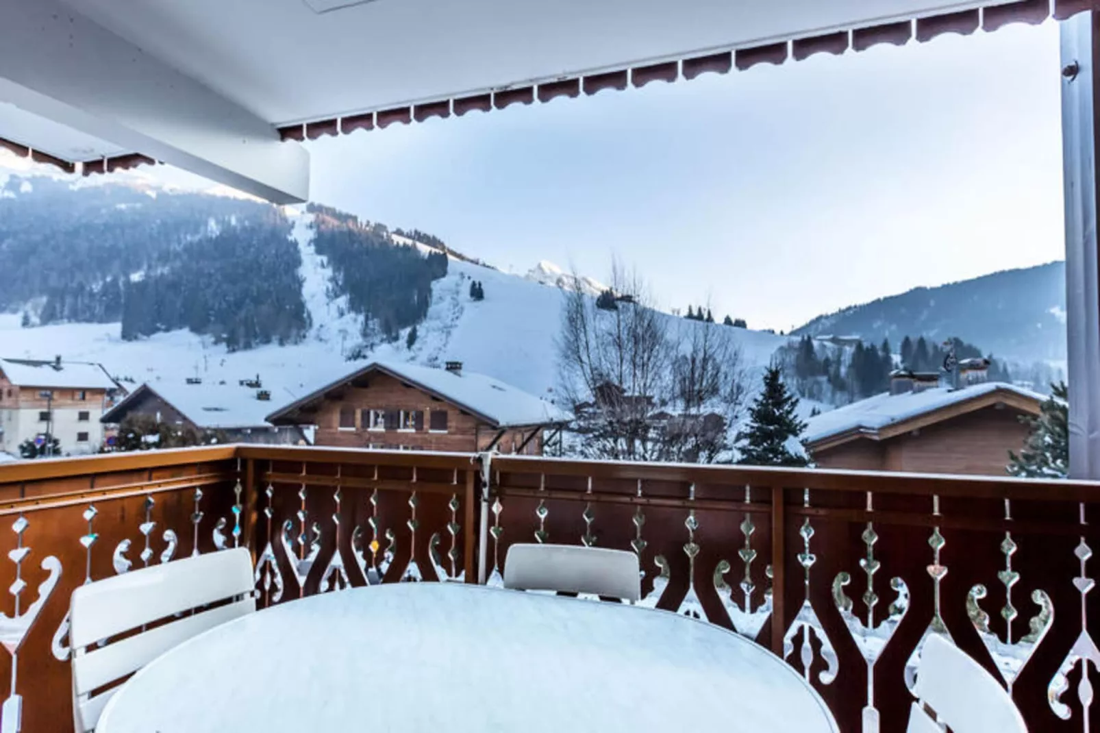 Résidence Domanial A-Außenbereich Sommer