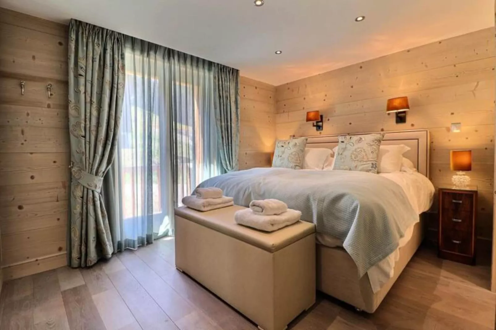 Résidence Explorer Meleze-Exterior in summer