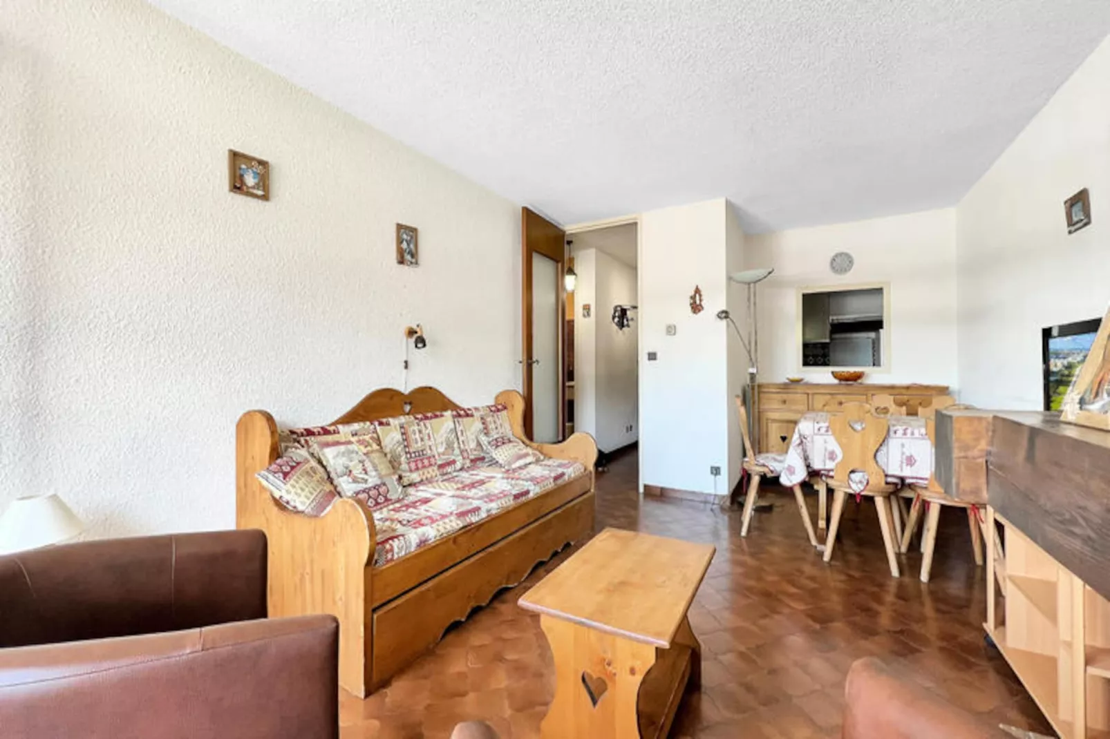 Appartements à Les Carroz-d'Arâches-Image-tags.