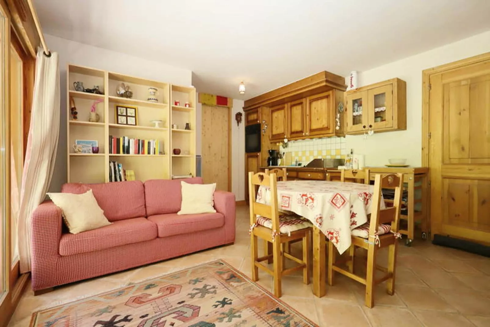 Résidence Le Hameau Des Glaciers-Dining room