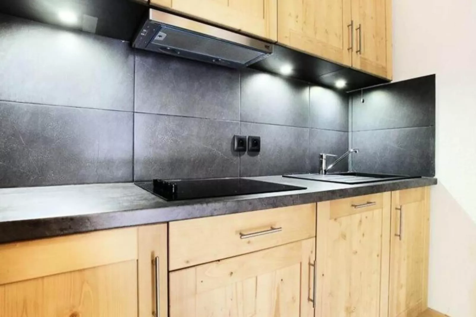 Résidence Prestige Odalys Les Fermes de Châtel-Kitchen