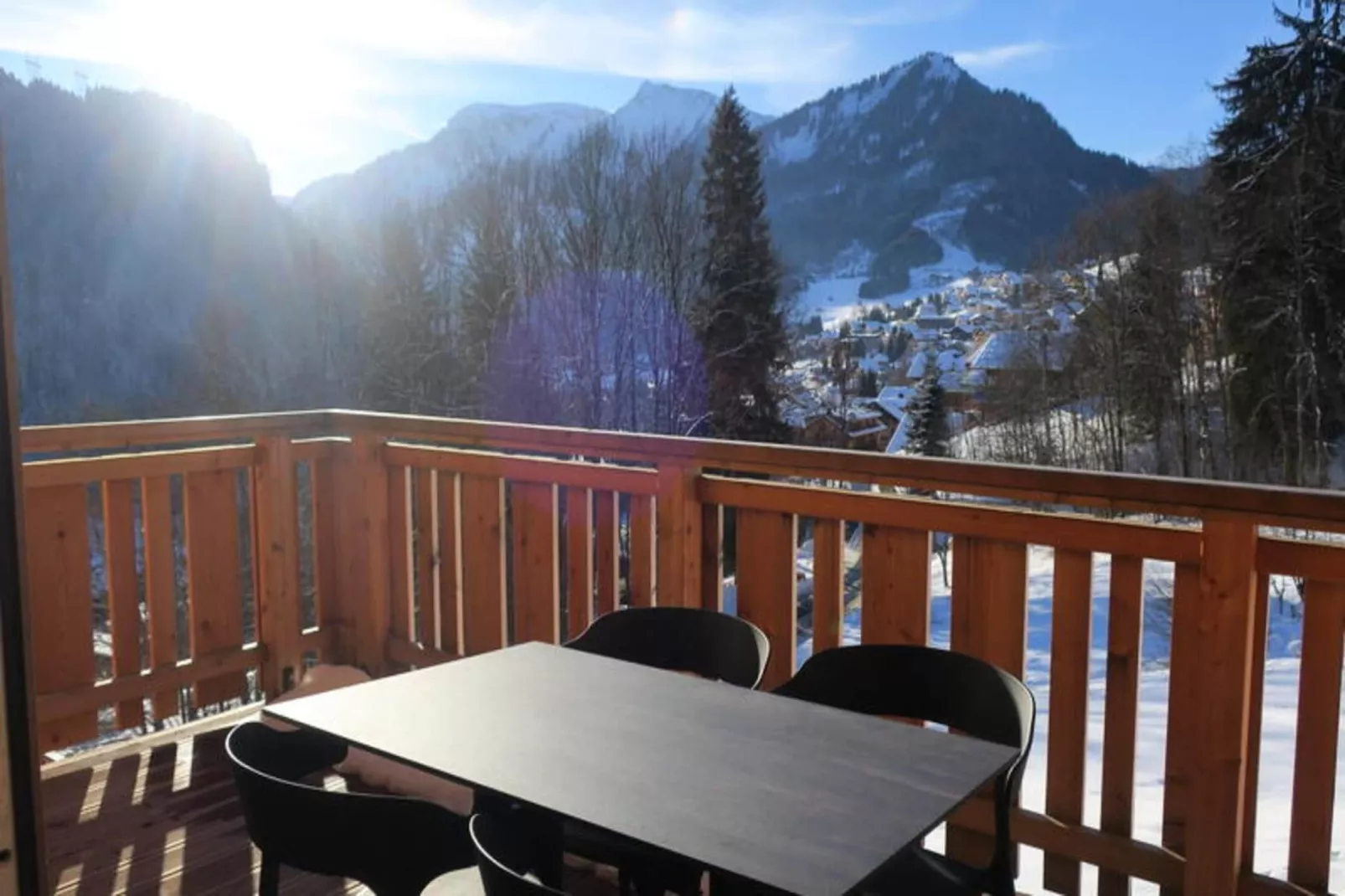 Résidence L'o Rouge-Esszimmer