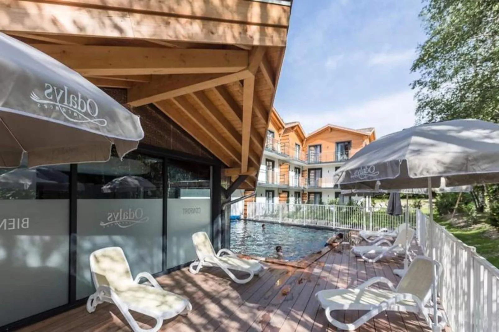 Résidence Prestige Odalys Isatis****-Exterior in summer