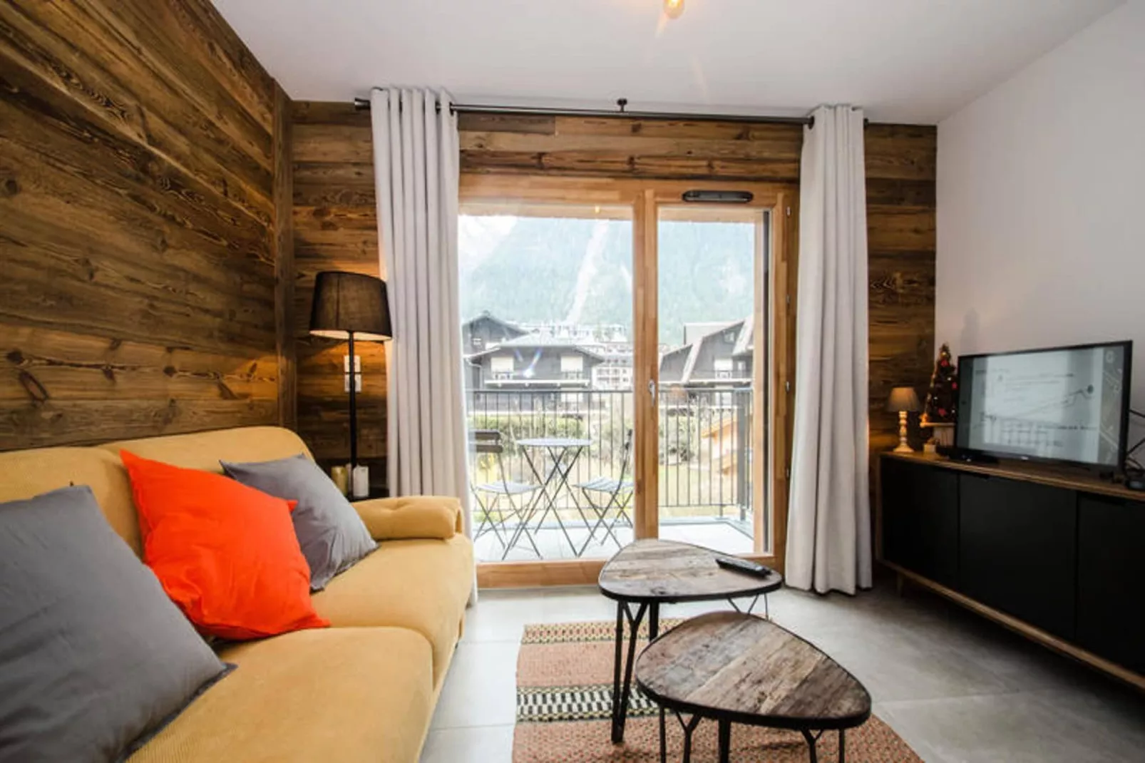 Résidence Androsace Du Lyret-Living room