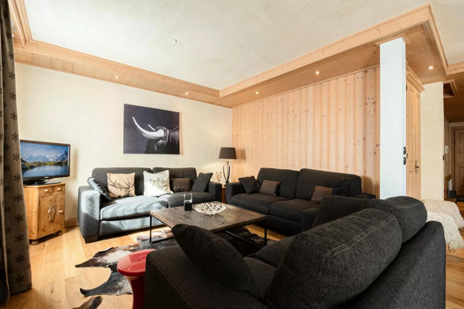 Chalets Du Savoy-Salon