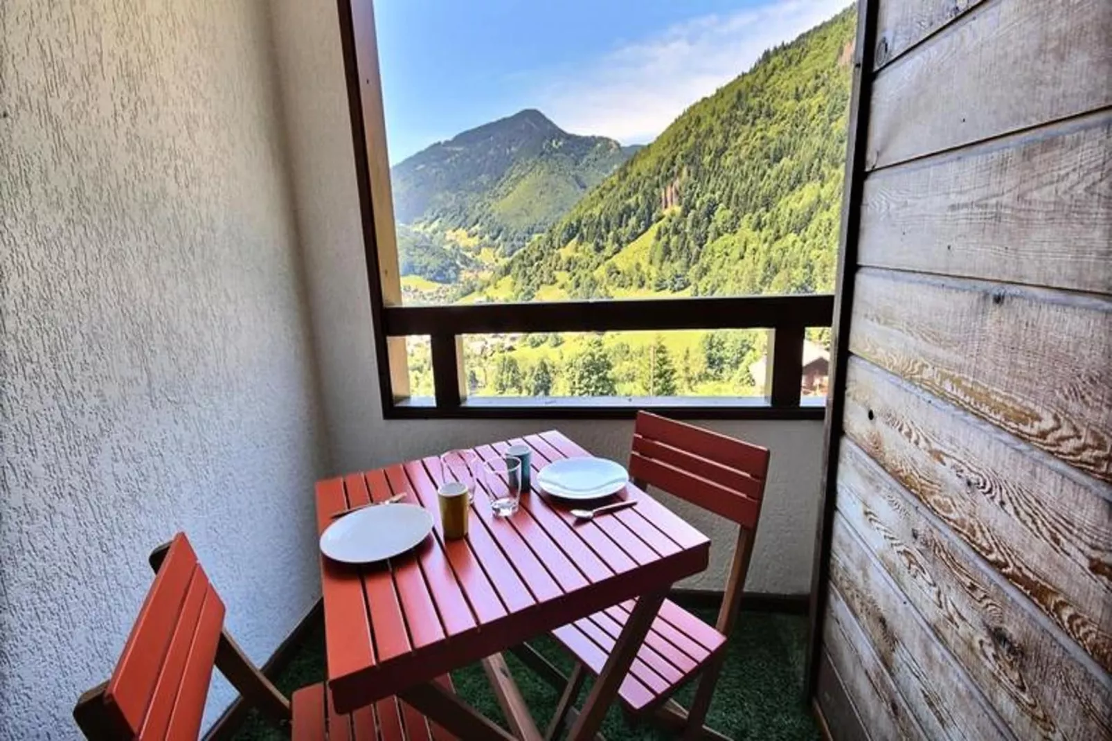 Appartements à Saint Jean d'Aulps-Terrace balcony