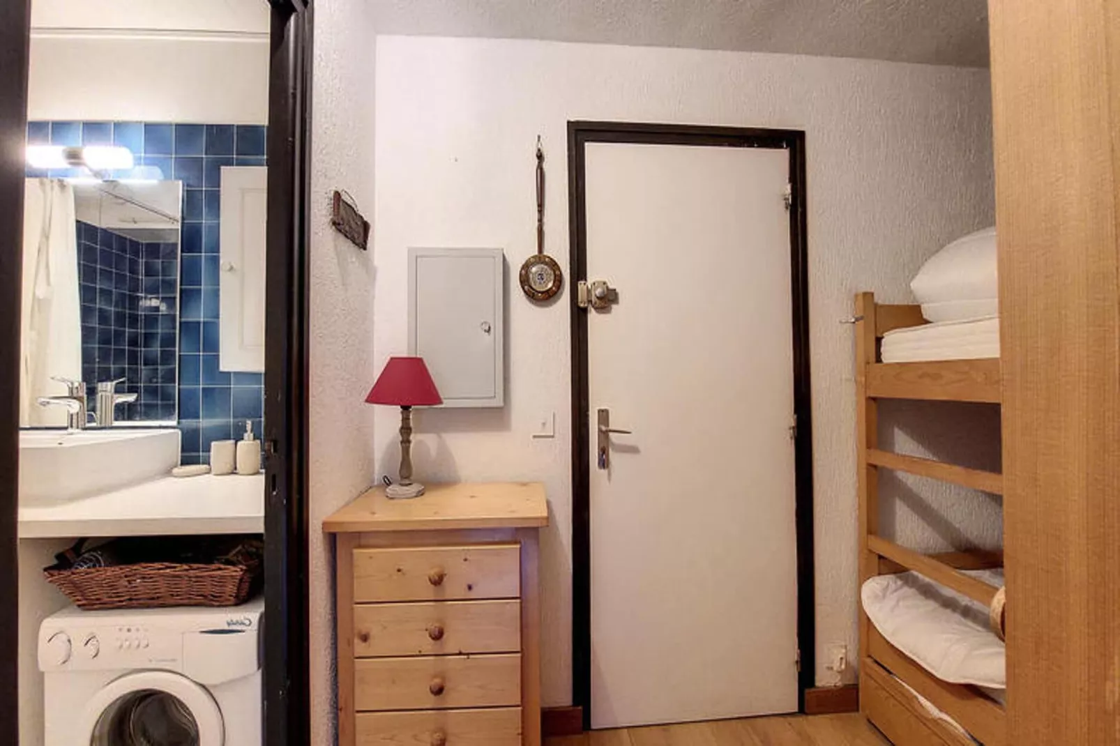 Studio à Saint Jean d'Aulps-Badezimmer