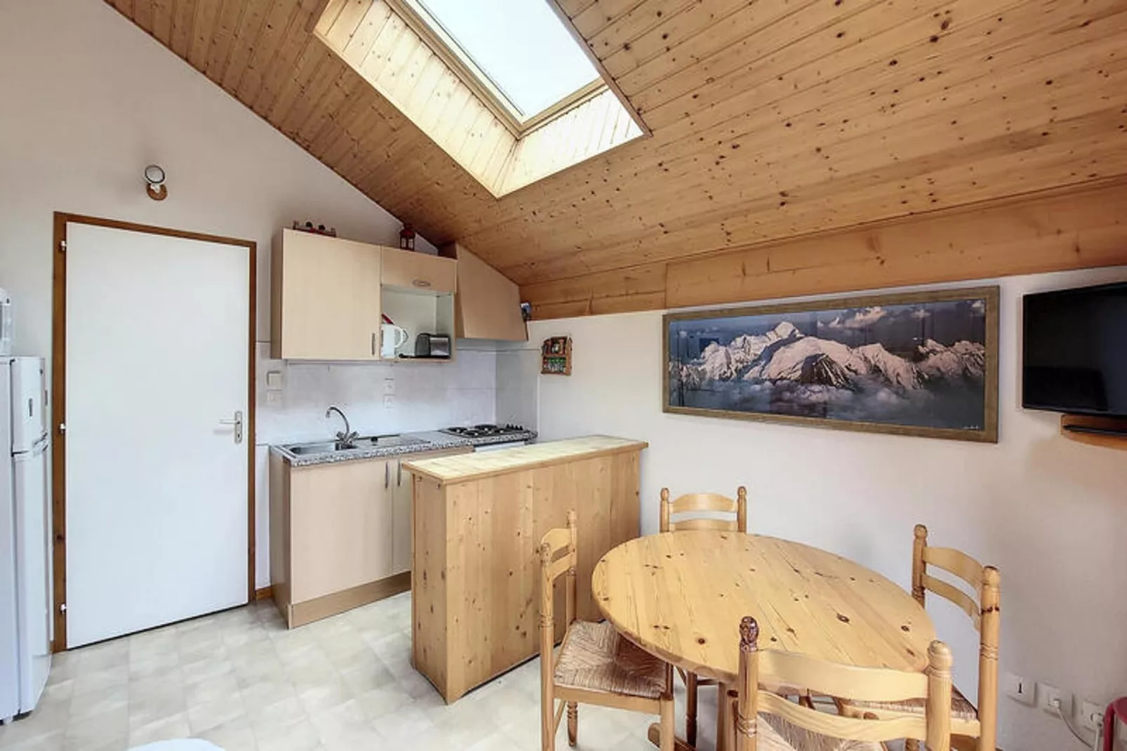 Appartements à Saint Jean d'Aulps-Salle à manger