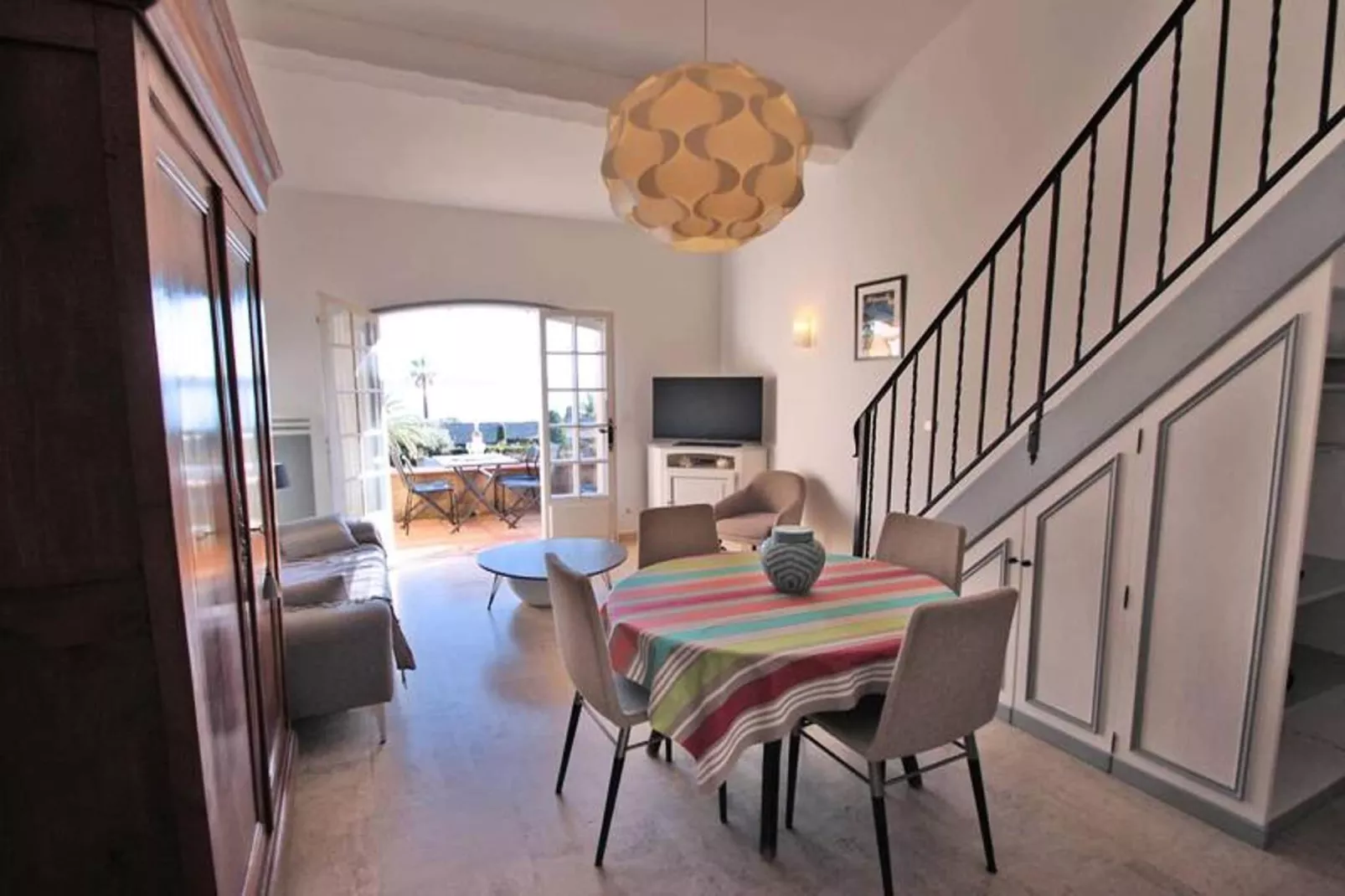 Résidence El Cantarello-Dining room