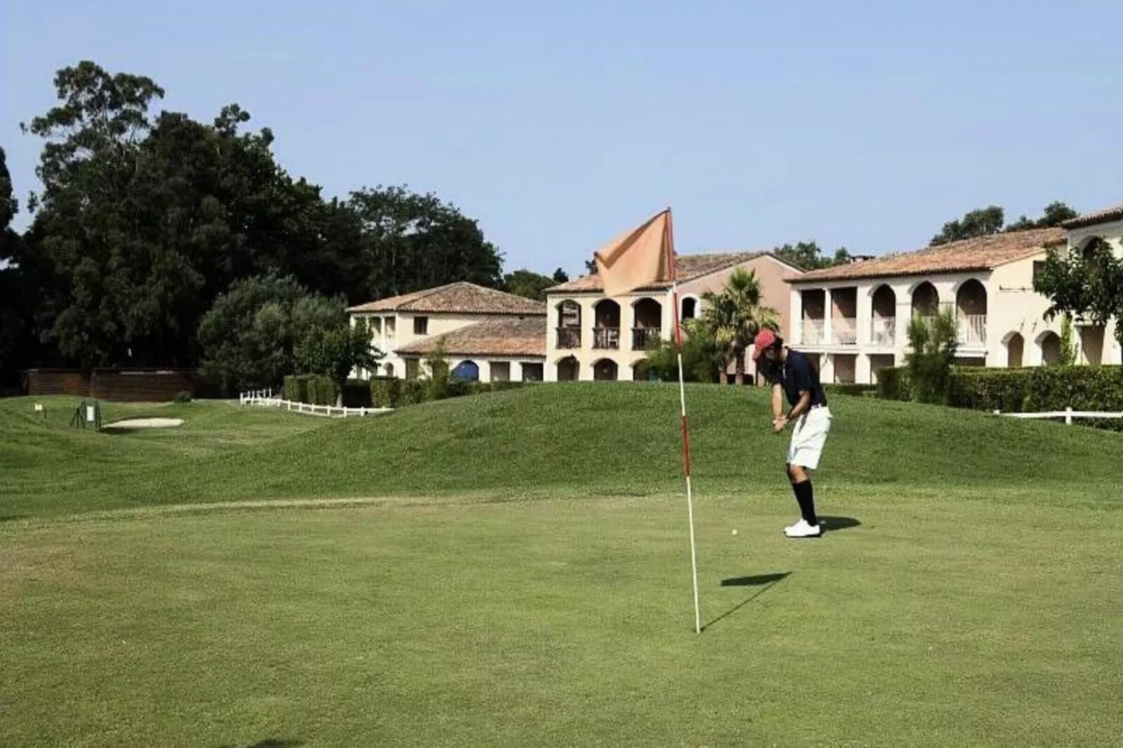 Résidence Les Parcs de Grimaud - maeva Home-Außenbereich Sommer