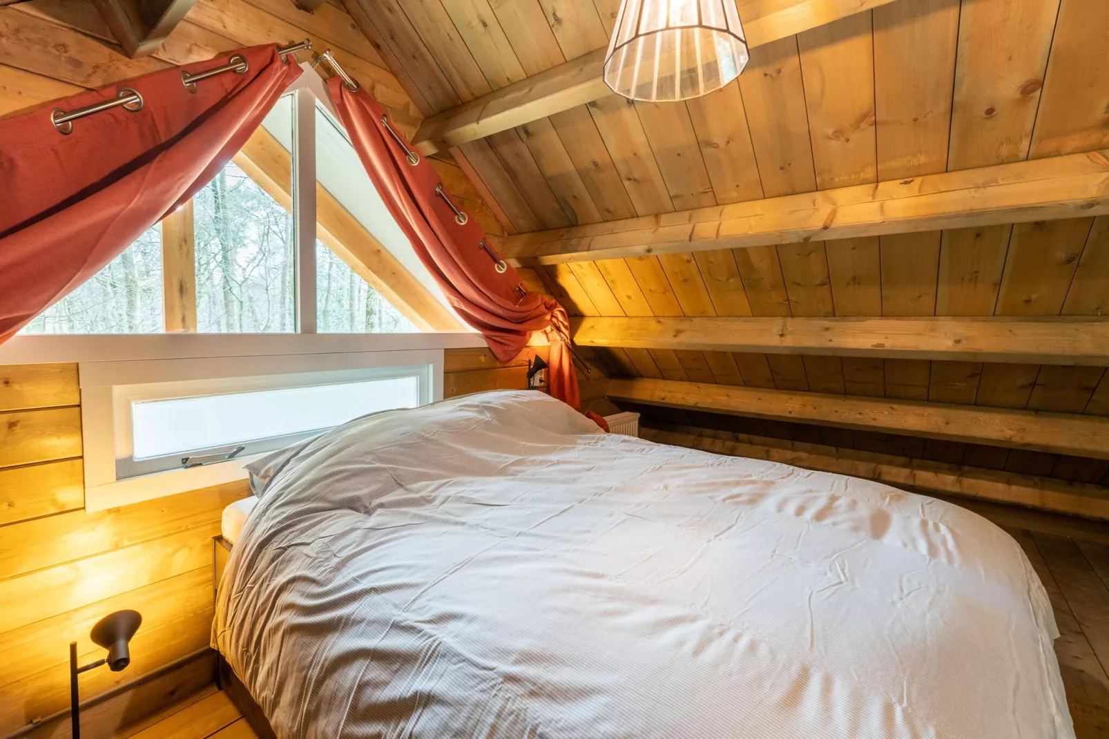 BOSCH-RIJCK 12 SCILLA-Bedroom