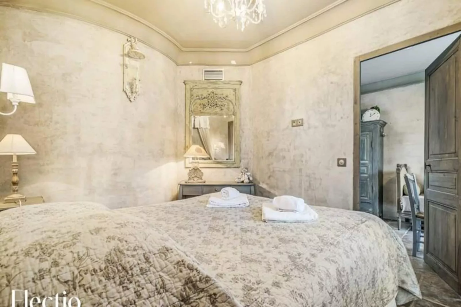 Loggia Des Genets  I  R&eacute;sidence Les Petitons-Image-tags.